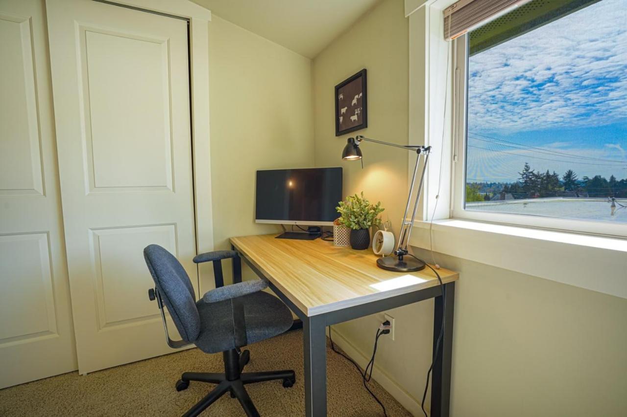 Holiday home Stylish North Townhouse- Dual Master *